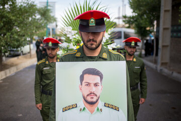 تشییع پیکر شهید امنیت، «علیرضا فتحی» - روستای گوراب