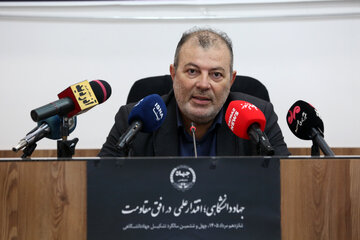 مهران اوچی اردبیلی رئیس جهاد دانشگاهی استان اردبیل
