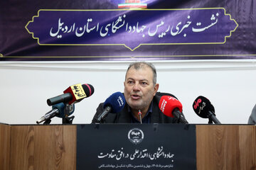 مهران اوچی اردبیلی رئیس جهاد دانشگاهی استان اردبیل