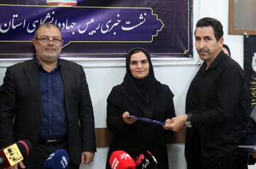 تجلیل رئیس جهاد دانشگاهی استان اردبیل از خبرنگاران فعال در حوزه جهاد دانشگاهی