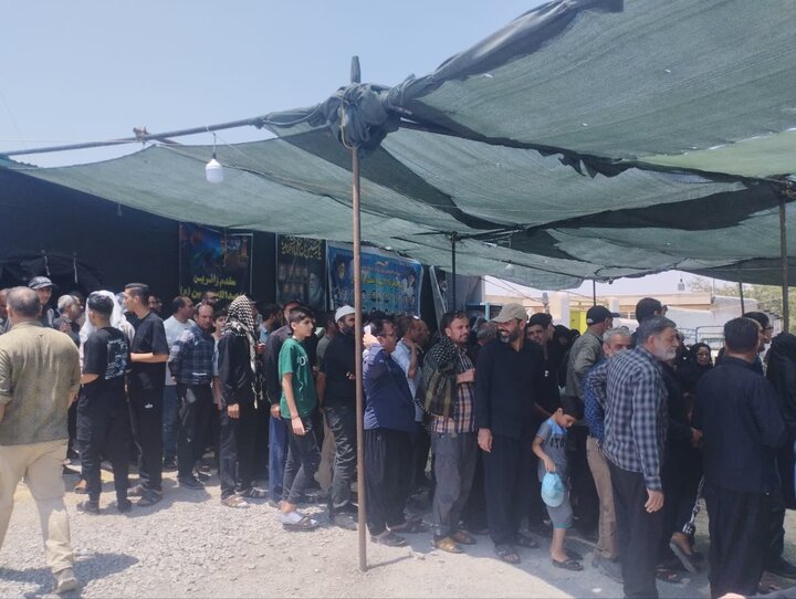 خدمت بیوقفه ۱۸ موکب مردمی ملایر به زائران اربعین