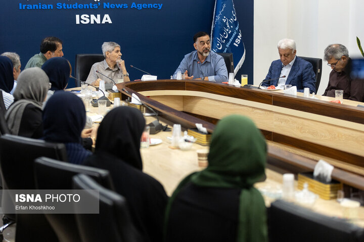 رسانههای ایران در بنبست اعتماد / از شهروند خبرنگار تا باجنیوزها
