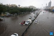 تخلیه هزاران نفر در پی سیل و طوفان شدید در چین+فیلم