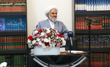 تجهیز مساجد بندرعباس به پنل‌های خورشیدی با دانش جهاددانشگاهی