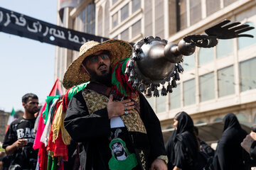 مراسم آیینی پیاده‌روی جاماندگان اربعین حسینی - تهران