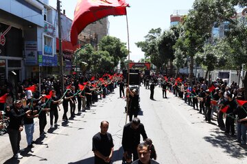 مراسم آیینی عزاداری اربعین حسینی هیأت شاه حسین گویان در اهر