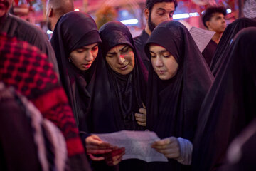 زیارت اربعین در محضر اباعبدالله الحسین (ع)