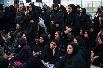 تشییع پیکر شهدای حمله موشکی آمریکا به محله مسکونی «چاه‌تنگو» - جزیره قشم