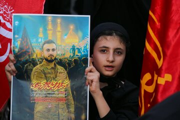 پیاده‌روی جاماندگان اربعین و تشییع شهید درهم‌فروش در همدان