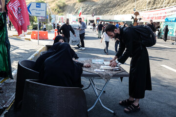 وضعیت تردد و خدمات به زائران اربعین حسینی در گذرگاه مرزی «تمرچین» - پیرانشهر