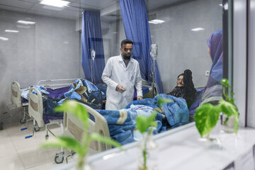 بازدید خبرنگاران از آزمایشگاه ژنتیک پزشکی ملکولی و سیتوژنتیک جهاددانشگاهی خراسان رضوی