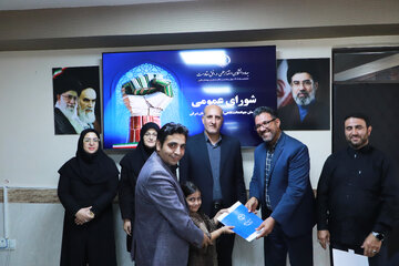 خسرو کنعانی رییس سازمان جهاددانشگاهی آذربایجان‌شرقی در آیین گرامیداشت سالروز تاسیس جهاددانشگاهی و تجلیل از جهادگران دانشگاهی نمونه آذربایجان شرقی