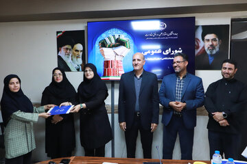 خسرو کنعانی رییس سازمان جهاددانشگاهی آذربایجان‌شرقی در آیین گرامیداشت سالروز تاسیس جهاددانشگاهی و تجلیل از جهادگران دانشگاهی نمونه آذربایجان شرقی