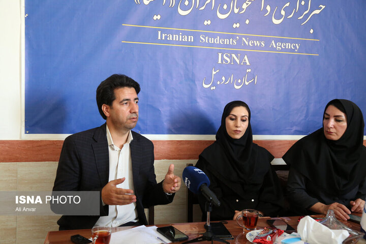بررسی چالشهای رسانه و معیشت خبرنگاران در جهاددانشگاهی اردبیل