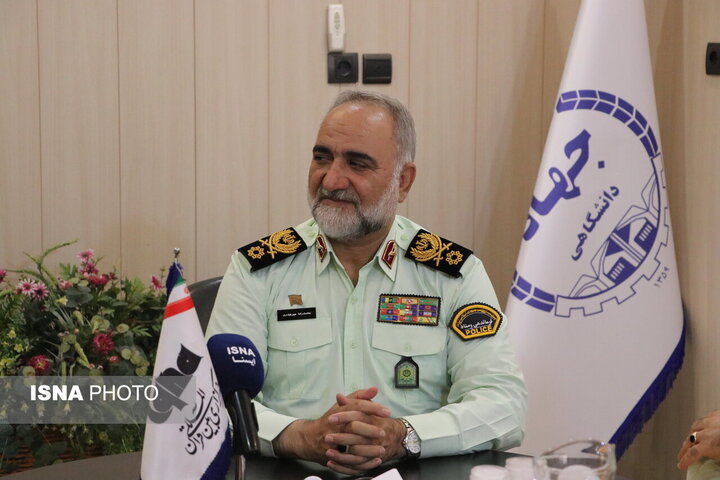 بازدید فرمانده انتظامی استان قم از خبرگزاری دانشجویان ایران + تصاویر