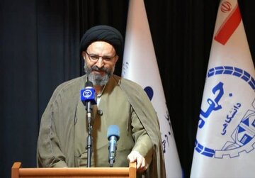 پیشنهاد تشکیل قرارگاه‌های جهادی برای حل مسائل کلان کشور در جهاد دانشگاهی