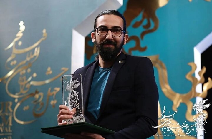 مردی مرموز که هروقت قبر میکند، یک نفر میمیرد