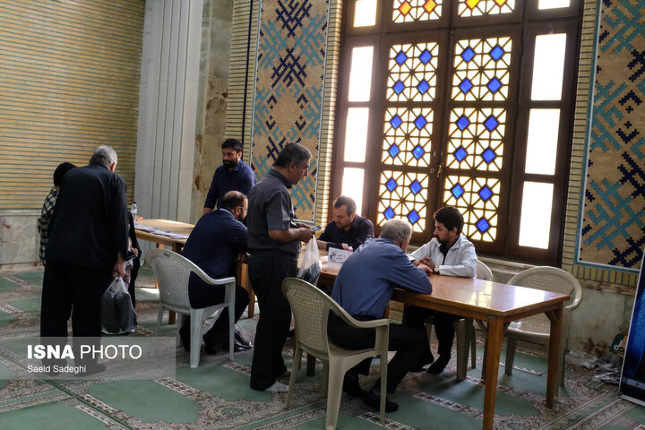 برپایی میز خدمت جهاددانشگاهی آذربایجانشرقی در مصلی امام خمینی(ره) تبریز