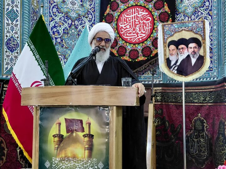 امام جمعه ورامین: اجرای قانون در حوزه عفاف و حجاب مطالبه جدی است