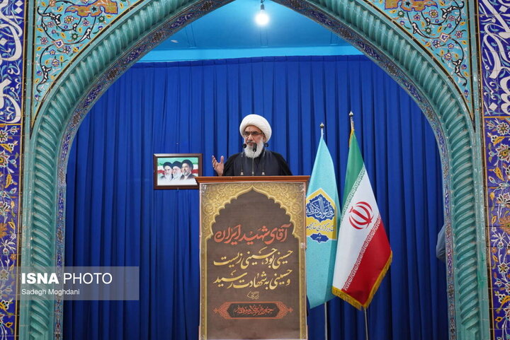 امام جمعه بوشهر: دشمن به دنبال شکستن وحدت داخلی است