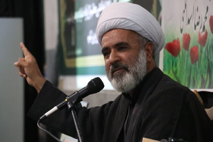 امام‌جمعه بیرجند: دشمن به دنبال ایجاد اختلاف و تضعیف اعتماد عمومی است