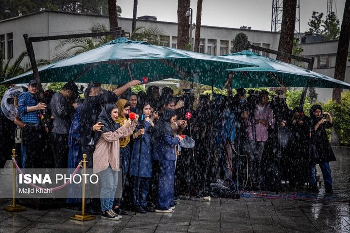 ما را با «پروژه‌بگیرها» اشتباه نگیرید!