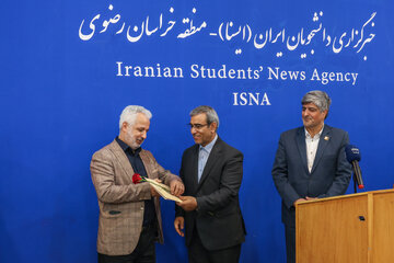 بازدید غلامحسین مظفری، استاندار خراسان رضوی از تحریریه ایسنا به مناسبت روز خبرتگار