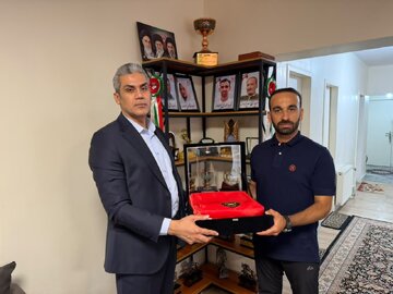 تکریم خانواده‌های شهدا و تجلیل از ایثار و فداکاری، نخستین گام سفیر عراق در تهران