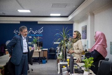 حضور علی منتظری، رئیس جهاد دانشگاهی به مناسبت روز خبرنگار در ایسنا