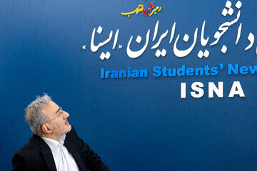 حضور پدرام پاک آیین، نماینده مدیران رسانه ها در هیأت نظارت بر مطبوعات به مناسبت روز خبرنگار در ایسنا