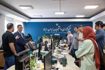 حضور محمدجعفر قائم‌پناه، معاون اجرایی رئیس‌جمهور به مناسبت روز خبرنگار در ایسنا