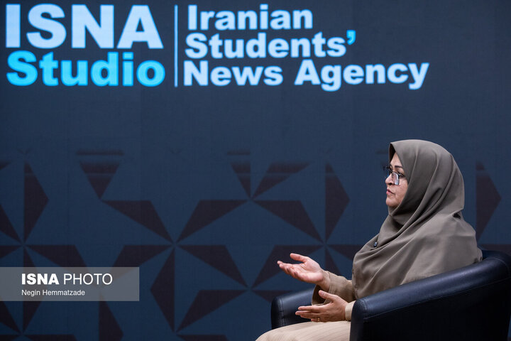 فعلا نروو // انصاری /// استانداردهای ۱۲۲گانه خودرو از مهرماه وارد فاز اجرا میشود