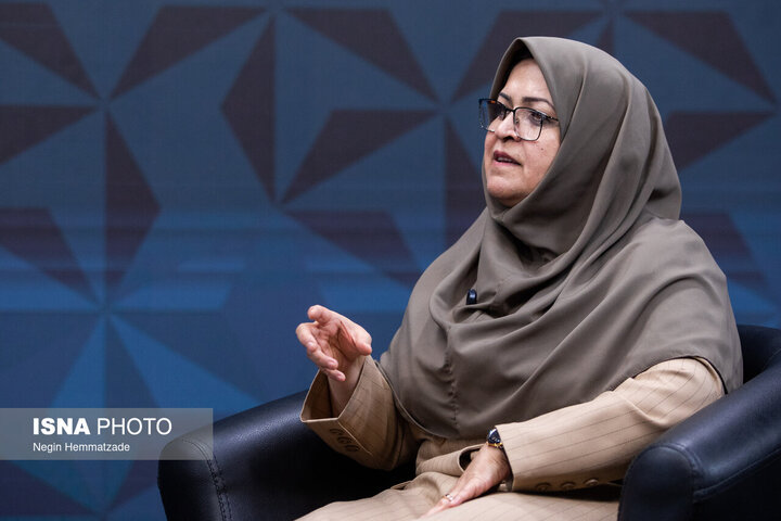 فعلا نروو // انصاری /// استانداردهای ۱۲۲گانه خودرو از مهرماه وارد فاز اجرا میشود