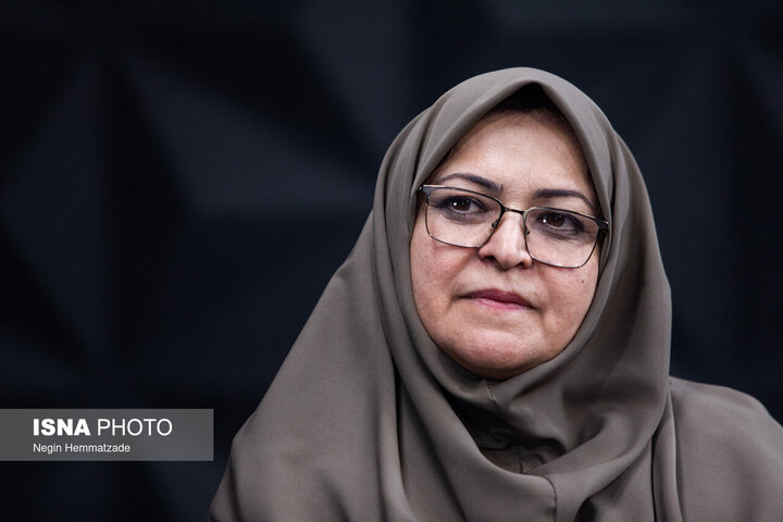 فعلا نروو // انصاری /// استانداردهای ۱۲۲گانه خودرو از مهرماه وارد فاز اجرا میشود