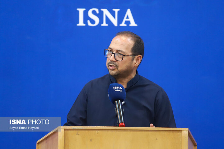 دبیریان: شهردار مشهد درباره توقف تفاهمنامه یک میلیارد دلاری «مشهد شهر پاک» پاسخگو باشد