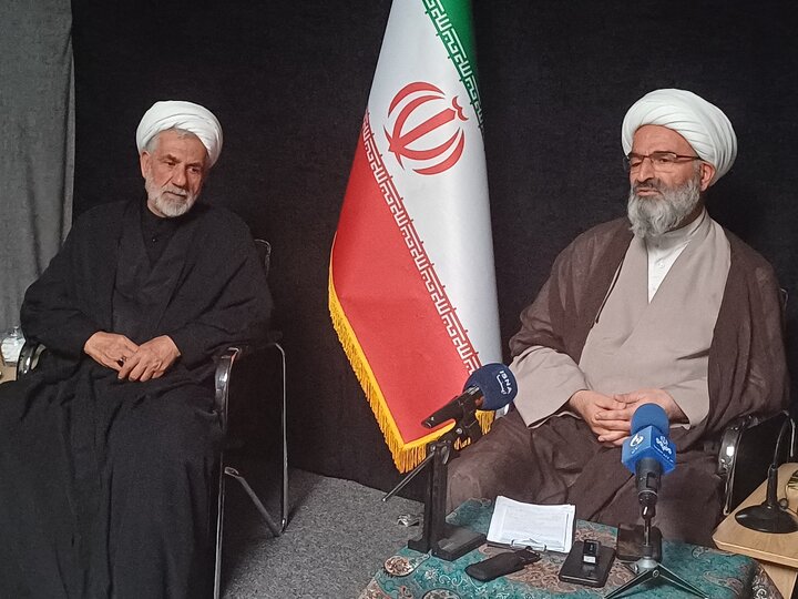 انتقاد امام جمعه سمنان از اظهارات حاشیه‌ساز برخی افراد علیه دولت