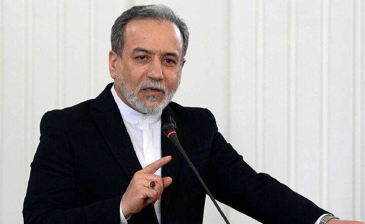 Strait of Hormuz reopening contingent on U.S. compliance, Araghchi says