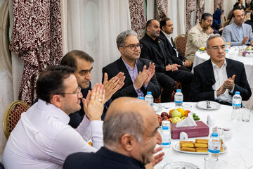 نشست صمیمی وزیر جهاد کشاورزی با خبرنگاران
