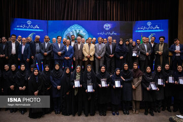 تجلیل از جهادگران نمونه کشوری جهاددانشگاهی