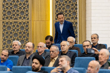محمود واعظی در مراسم ترحیم ابوالقاسم قاسم‌زاده