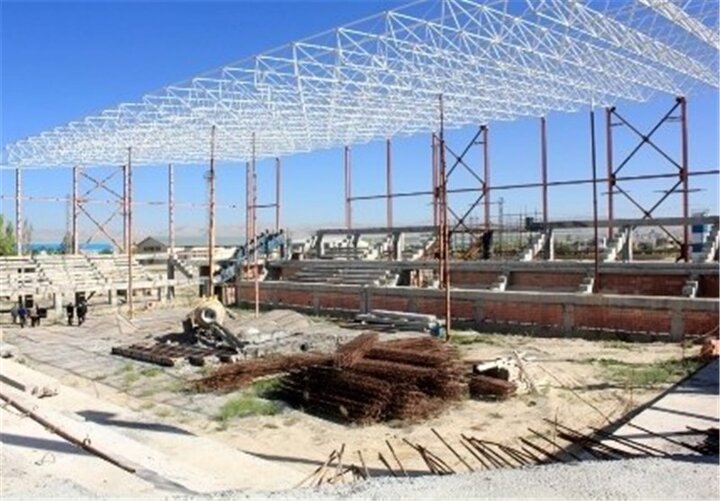 پروژه‌های نیمه‌تمام درمانی پلدختر تکمیل شوند