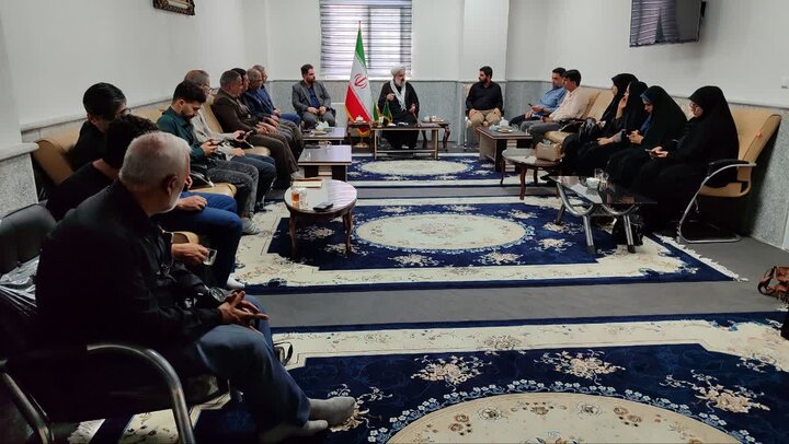 امام جمعه ملایر: اخلاق و تقوا باید در انتشار اخبار مورد توجه خبرنگاران باشد