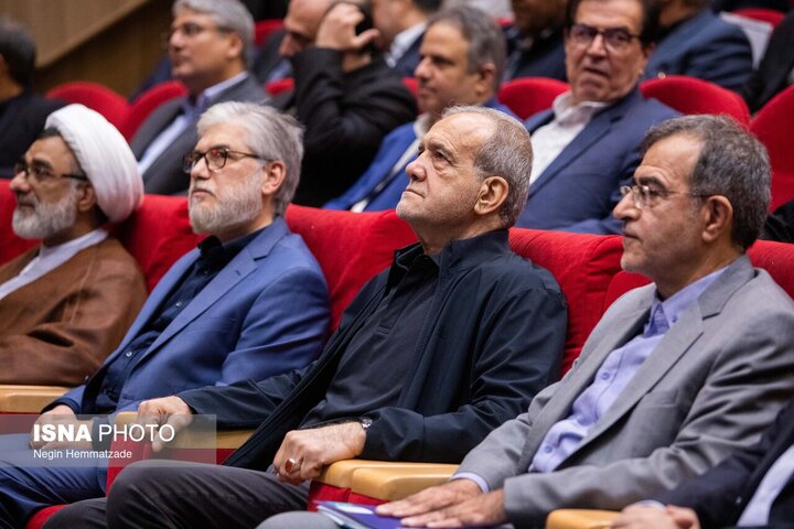 از رونمایی داروی سرطان تا ثبت خاطرات جنگ؛ روایت یک روز متفاوت در جهاددانشگاهی