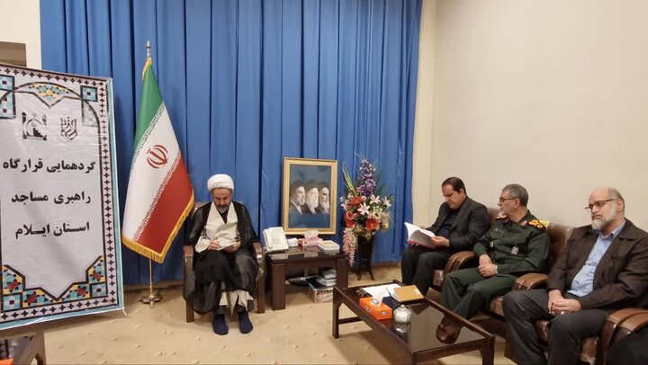 امام جمعه ایلام: مسجد به‌کانون حل مسائل اجتماعی تبدیل شود/دشمن به‌دنبال ایجاد خلأ در مساجد