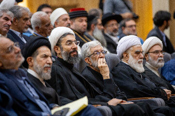 غلامعلی حدادعادل، رئیس فرهنگستان زبان و ادب فارسی در یازدهمین اجلاسیه مجاهدان در غربت