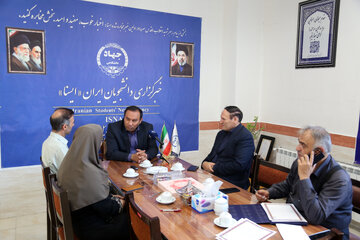 حضور امیر لامعی جوان مدیرکل نوسازی و تجهیز مدارس استان اردبیل به مناسبت روز خبرنگار در ایسنا