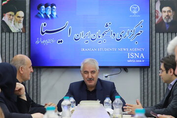 فرماندار تبریز: رسانه باید نقد سازنده داشته باشد