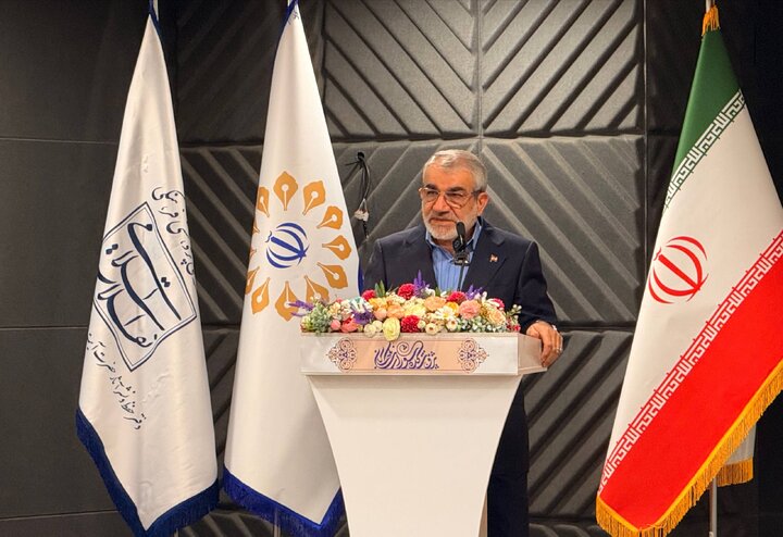 کدخدایی: همه صاحب نظران و سیاسیون باید در مسیر ماندگاری اندیشه‌های رهبری گام بردارند
