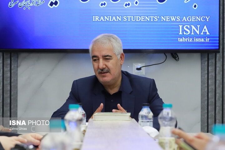 فرماندار تبریز: رسانه باید نقد سازنده داشته باشد