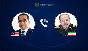 تأکید وزرای دفاع ایران و مالزی بر توسعه همکاری‌های دفاعی و نظامی